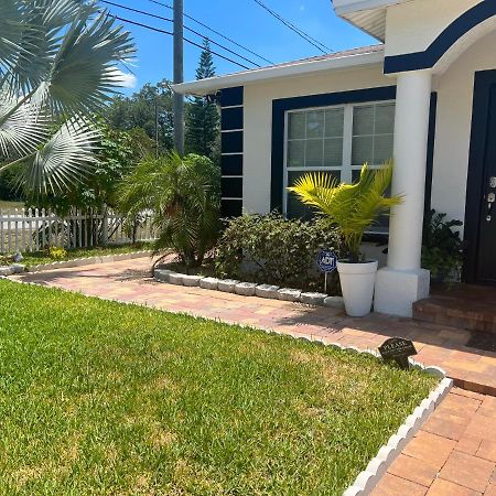 Caribbean Splendor Vacation Rental Near Bush Gardens Tampa Fl Extérieur photo